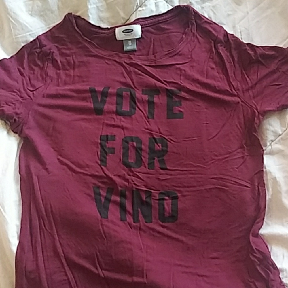 Old Navy T-shirt